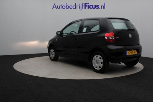 Volkswagen Fox - 1.2 Trendline DEALER ONDERHOUDEN MET NAP - 1