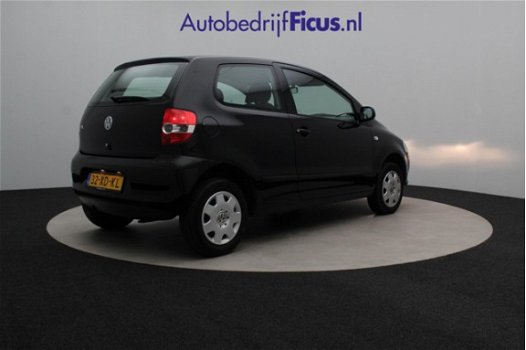 Volkswagen Fox - 1.2 Trendline DEALER ONDERHOUDEN MET NAP - 1