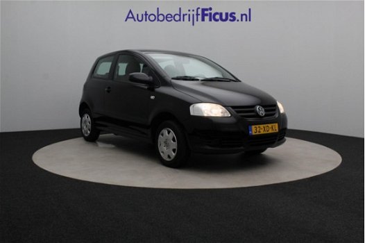 Volkswagen Fox - 1.2 Trendline DEALER ONDERHOUDEN MET NAP - 1