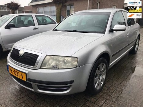 Skoda Superb - 2.8 V6 Comfort 322.DKM AUTOMAAT LEDER NAVI LPG-G3 - 1