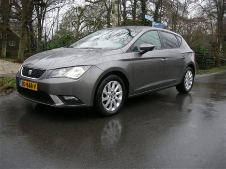 Seat Leon - 1.6 TDI STYLE Automaat Bwjr 2016 Aanbieding - 1