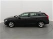 Volvo V60 - 120PK Nordic+ (NAVI/PDC/CLIMA/STOELVERWARMING) - 1 - Thumbnail