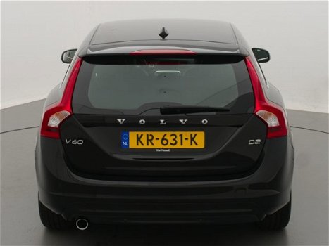 Volvo V60 - 120PK Nordic+ (NAVI/PDC/CLIMA/STOELVERWARMING) - 1