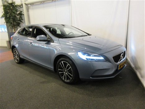 Volvo V40 - 2.0 D2 Nordic + (NAVI/PDC/TREKHAAK/STOELVERW) - 1