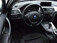 BMW 3-serie Touring - Sport (PDC/NAVI/XENON/TREKHAAK/CLIMA)