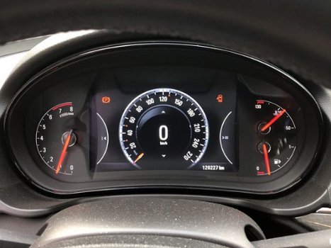 Opel Insignia - 140pk Turbo Business+ (18