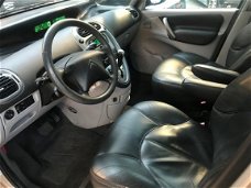 Citroën Xsara Picasso - 2.0i-16V Image Aut