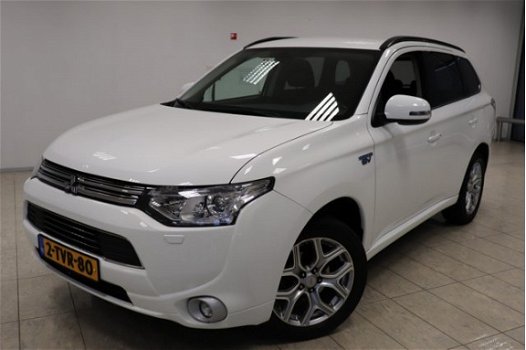 Mitsubishi Outlander - 2.0 PHEV Executive Edition - 1