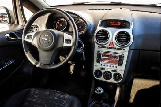 Opel Corsa - 1.3 CDTi Business+ Navi | Cruise | PDC | Airco | Bluetooth | Stoelverwarming | LMV | 5 - 1