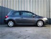 Toyota Auris - 1.4-16V, Sol, Airco, 1 Ste Eigenaar, Dealer Onderh., Trekhaak, NL-Auto - 1 - Thumbnail