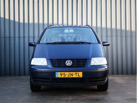 Volkswagen Sharan - 1.9 TDI Comfortline 7 Pers, Airco, Trekhaak, NL-Auto - 1