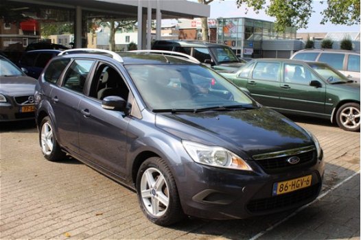 Ford Focus Wagon - 1.4 Trend - 1