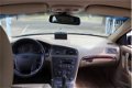 Volvo V70 - 2.4 D5 Premium Mobility Lage bijtelling specialist - 1 - Thumbnail