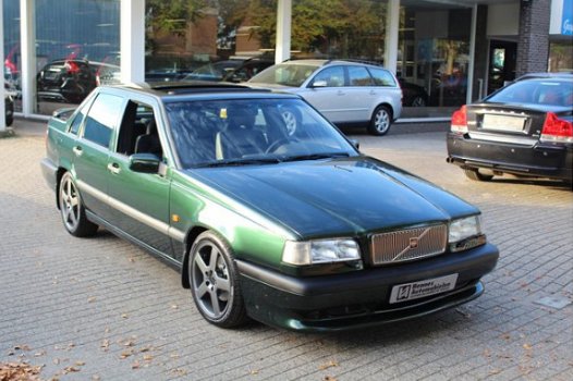 Volvo 850 - 2.3 T5R Nieuwstaat 154.000km - 1