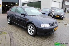 Audi A3 - 1.6 Attraction