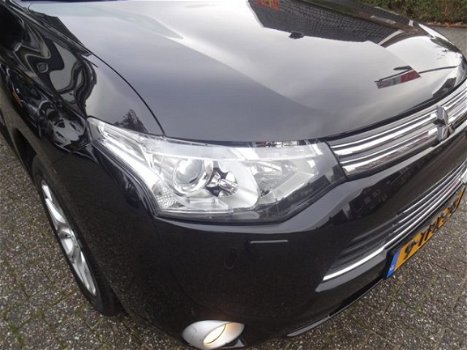 Mitsubishi Outlander - PHEV Instyle Automaat, Schuifdak Leer - 1