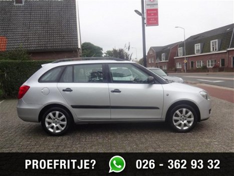 Skoda Fabia Combi - Combi 1.2 12v Comfort Airco - 1