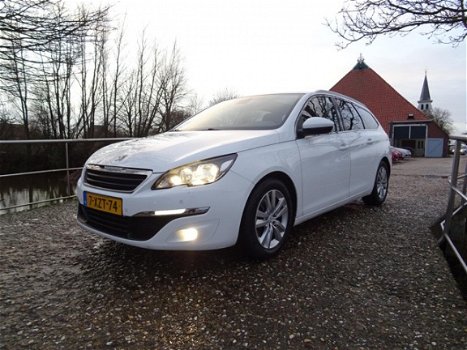 Peugeot 308 SW - 1.6 BlueHDI Blue Lease Executive | Panodak + Navi + Clima + Cruise nu € 6.975, - 1