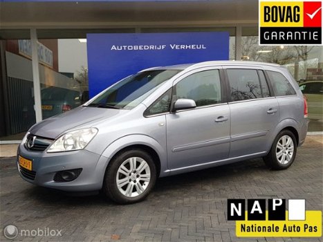 Opel Zafira - - 1.8 Cosmo 7 Zit Navi Clima Cruise Trekhaak Parkeersensor Nap Boekjes - 1