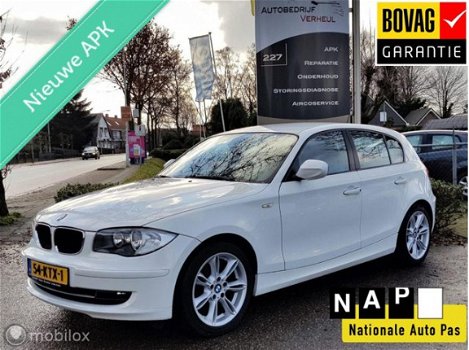 BMW 1-serie - - 116i Business Line 5 Drs Navi Clima ParkeerSensor Nap Boekjes Dealerauto - 1