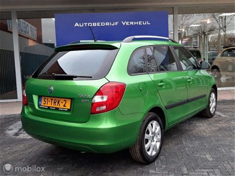 Skoda Fabia Combi - - 1.2 TSI Greentech Style Airco Leder Cruise Xenon Parkeersensor Dealerauto Nap - 1