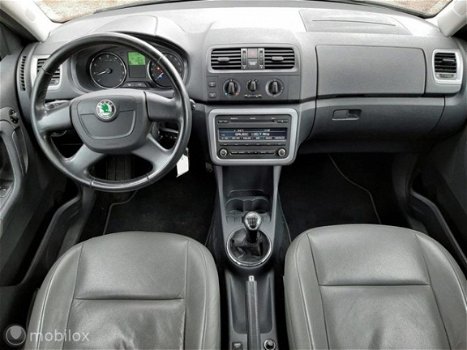 Skoda Fabia Combi - - 1.2 TSI Greentech Style Airco Leder Cruise Xenon Parkeersensor Dealerauto Nap - 1