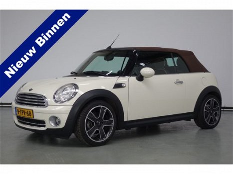 Mini Mini Cabrio - 1.6 Cooper Pepper Cabrio Automaat Leer / Parkeersensoren - 1