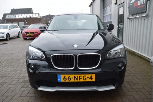 BMW X1 - sDrive18i Executive Automaat B.J 2010 - 1