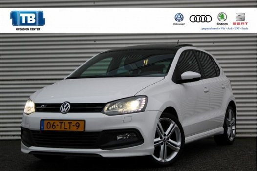 Volkswagen Polo - 1.2 TSI 90pk Highline R-Line / Panorama / Xenon / Navi / Trekhaak - 1