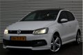 Volkswagen Polo - 1.2 TSI 90pk Highline R-Line / Panorama / Xenon / Navi / Trekhaak - 1 - Thumbnail