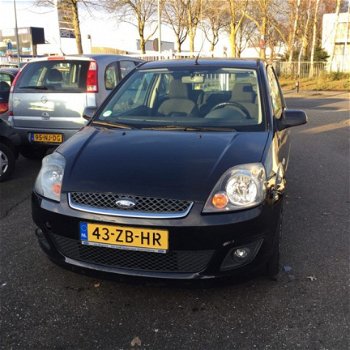 Ford Fiesta - 1.3 AMBIENTE airco - 1