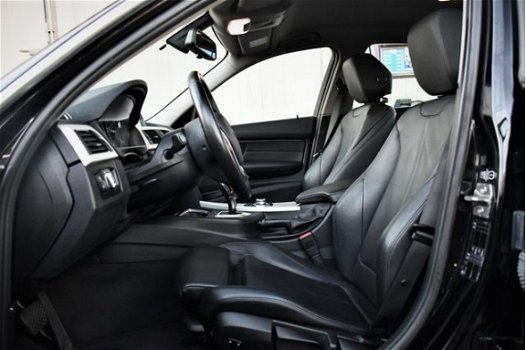 BMW 3-serie - 320d Upgrade Edition Navi Xenon 18-inch Lederen-sport-zetels - 1
