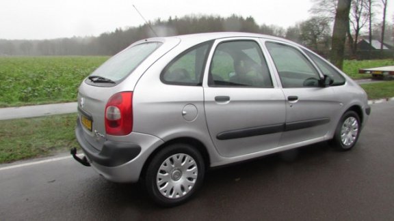 Citroën Xsara Picasso - 1.8i-16V - 1