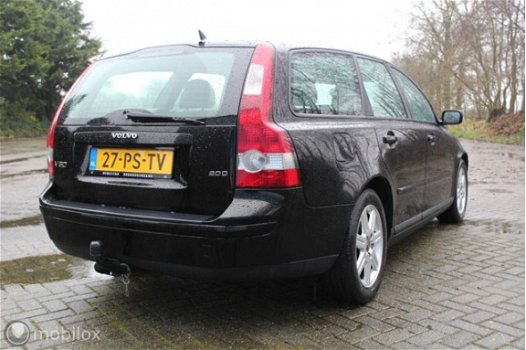 Volvo V50 - 2.0D Momentum - 1