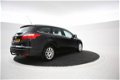 Ford Focus Wagon - 1.6 EcoBoost Lease Titanium Navigatie, Trekhaak, Cruise control, 150PK - 1 - Thumbnail