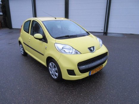 Peugeot 107 - 1.0-12V XS - 1