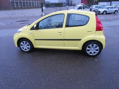 Peugeot 107 - 1.0-12V XS - 1