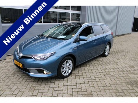 Toyota Auris Touring Sports - 1.8 Hybrid Lease pro 1e Eig 1/2 Leder+Xenon+Panorama+Stoelverwarming - 1