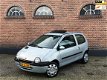 Renault Twingo - 1.2 Oase Nederlandse auto Nap Schuifdak 1E Eigenaar - 1 - Thumbnail