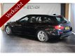BMW 5-serie Touring - 520i High Executive / M-PAKKET / SCHUIF-KANTEL / LEDER / - 1 - Thumbnail