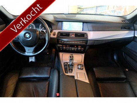 BMW 5-serie Touring - 520i High Executive / M-PAKKET / SCHUIF-KANTEL / LEDER / - 1