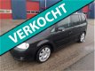 Volkswagen Touran - 1.6-16V FSI Highline 7 PERSOONS - 1 - Thumbnail