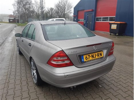 Mercedes-Benz C-klasse - 200 CDI Amice - 1