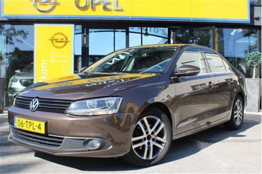 Volkswagen Jetta - 1.6TDI Highline BlueMotion 4-drs geen apk keuring - 1