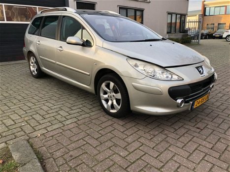 Peugeot 307 SW - 7 pers. met Airco 2.0-16V Premium - 1