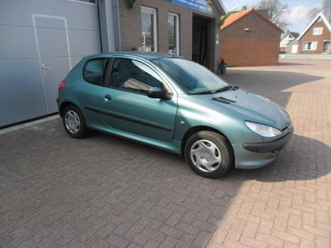 Peugeot 206 - 1.4 XT - 1