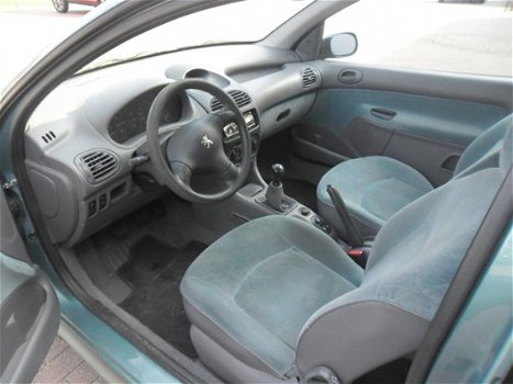 Peugeot 206 - 1.4 XT - 1