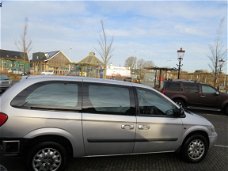Chrysler Grand Voyager - 3.3i V6 SE Luxe stow en go 7 persoons automaat