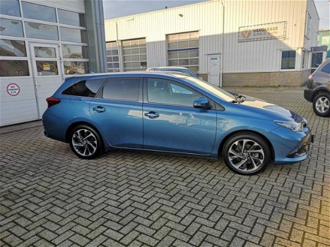 Toyota Auris Touring Sports - 1.8 Hybrid Executive - 1