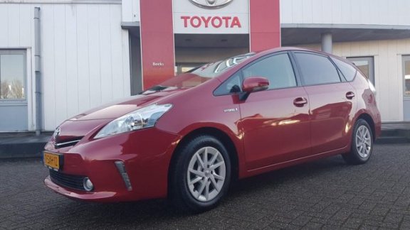 Toyota Prius Wagon - 1.8 Aspiration Navi l Trekhaak l Winterbanden - 1